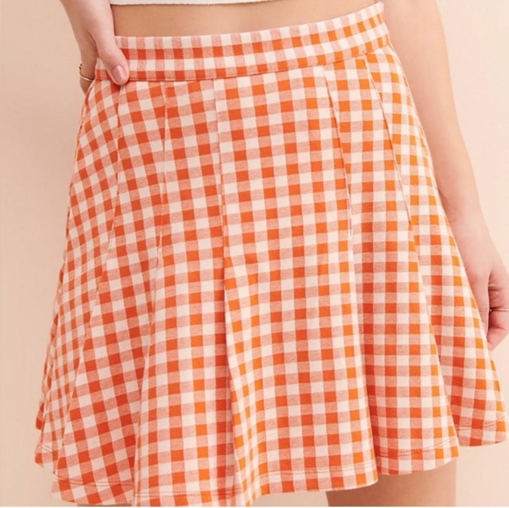 Free People- Honey- Gingham Pleated Mini Skirt. Size 0. NWOT